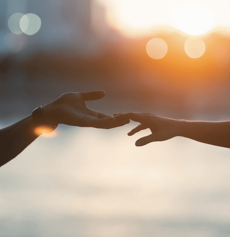 «Reminders of Him»: Gewinne Kinotickets & das Buch zum Film!