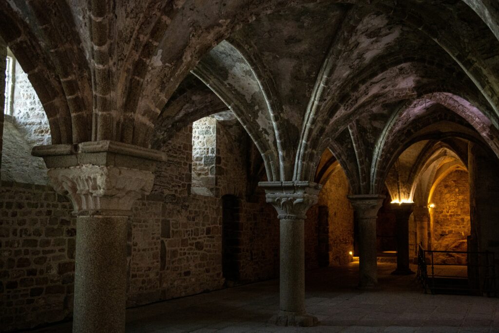 «WIR NENNEN SIE UNHEIL» – Eine Geschichte von Amélie Wasser