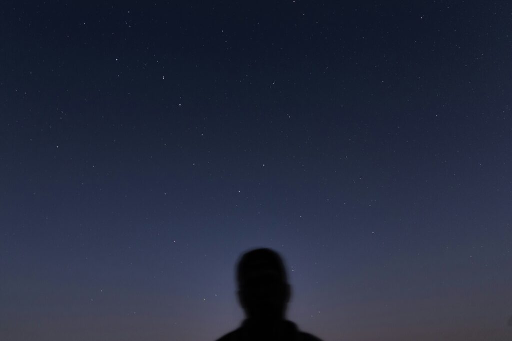 «Was wenn Sterne mich sehen würden?» – Eine Geschichte von Amely Hosp