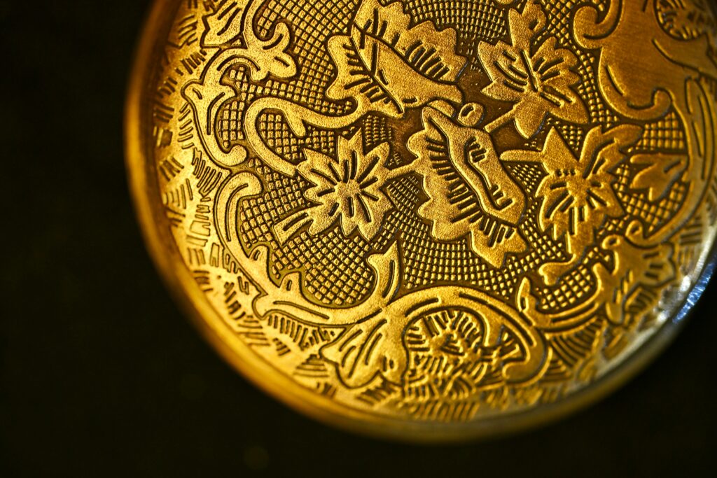 «Die Geschichte der alten und verrosteten Uhr» – Eine Geschichte von Roda Ikwueto