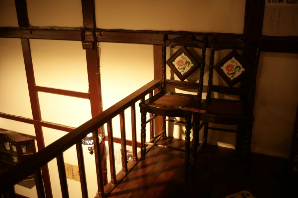 «Der Tunnel im Schrank» – Eine Geschichte von Diego Berlinger