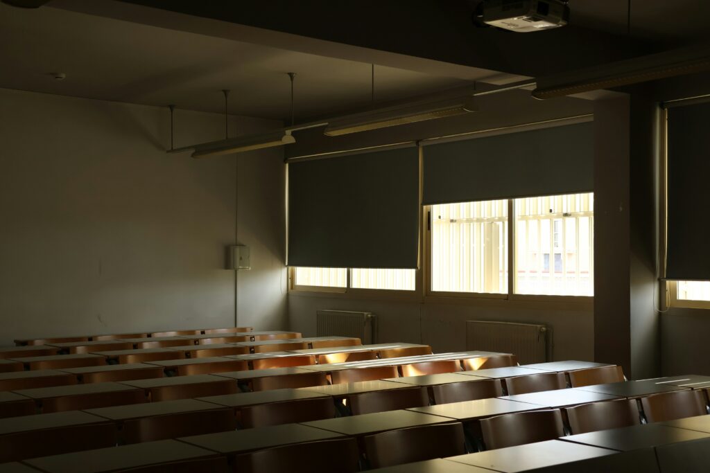 «Was würde passieren, wenn niemand mehr lügen kann?» – Eine Geschichte von Hanna Schmid