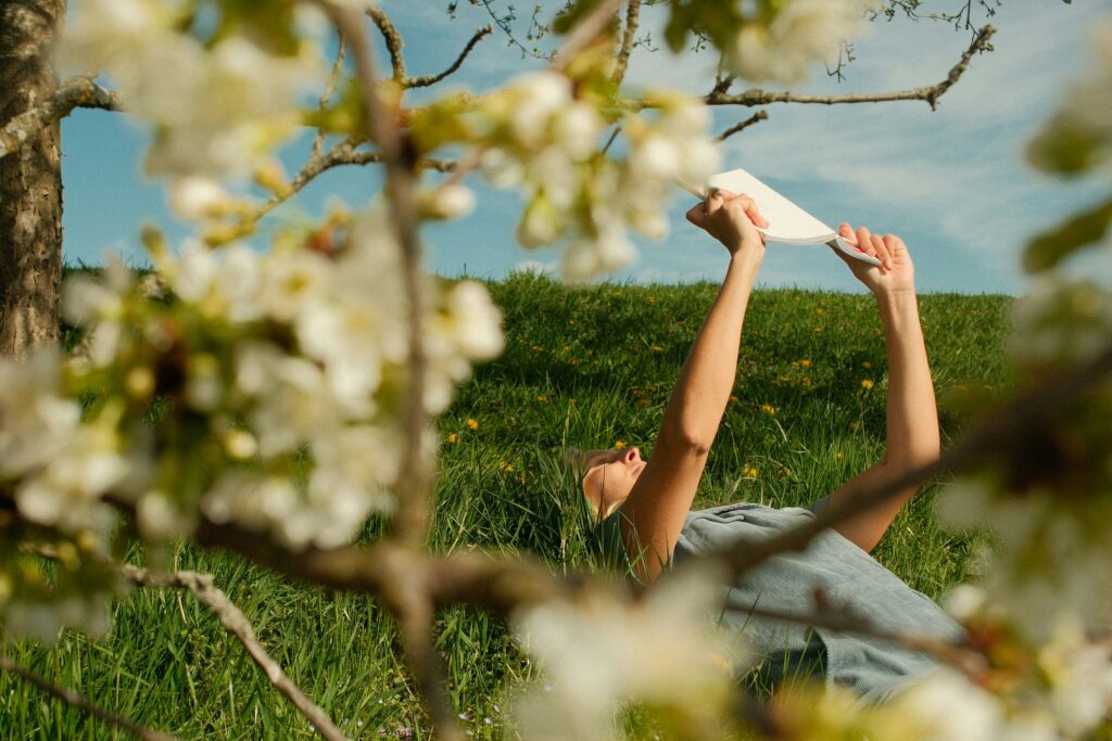 Top 10 Young Adult Bestseller Spring